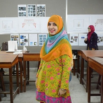 Jawaria mushtaq graphic designer